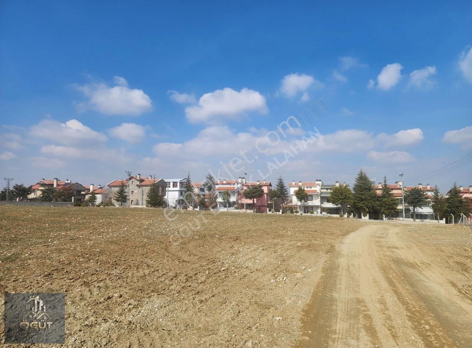 Hakimlerde Tek Tapu 1657m Arsa - Görsel 10