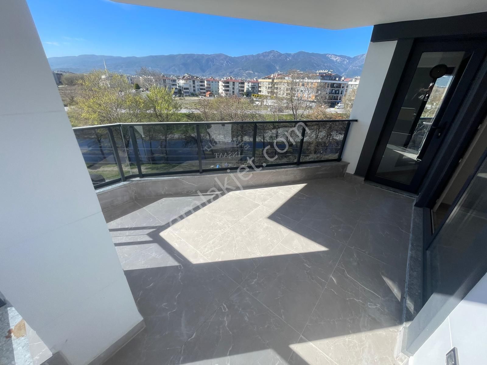 İkizçay'da Çay Manzaralı Satılık Ultra Lüks Sıfır Dubleks Daire - Görsel 15