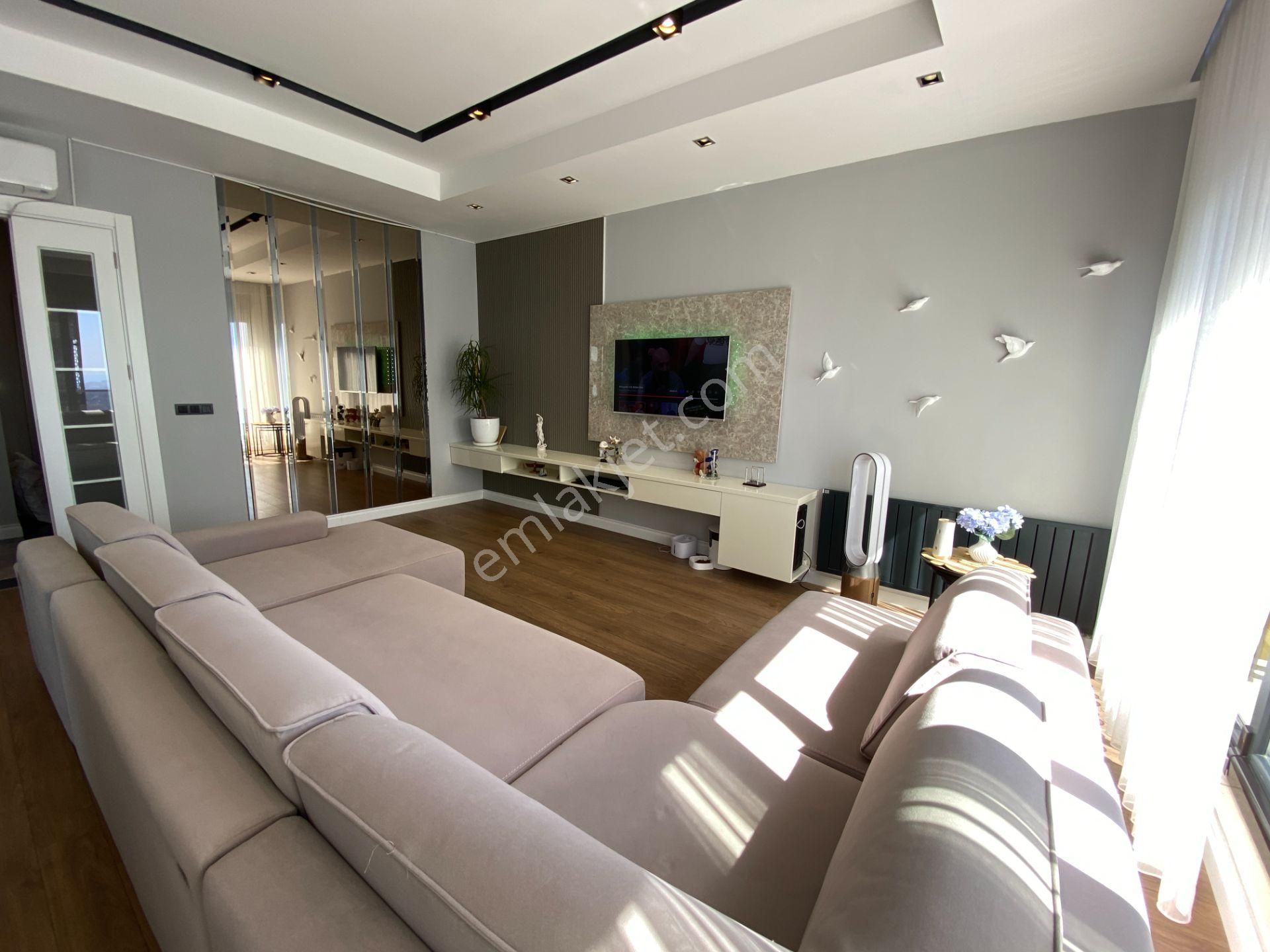 Antalya 'nın En Prestijli Sitesinde Full Manzaralı Arakat 3+1 - Görsel 11