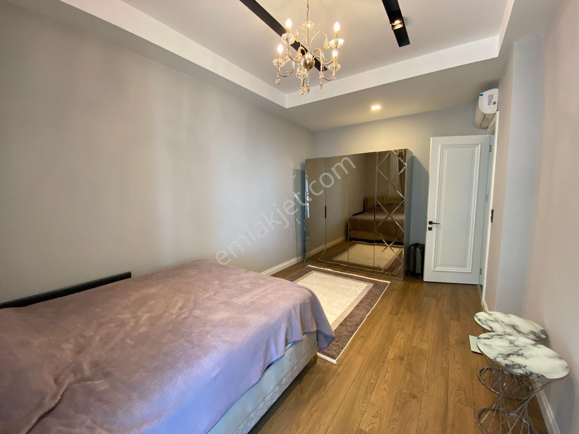 Antalya 'nın En Prestijli Sitesinde Full Manzaralı Arakat 3+1 - Görsel 27