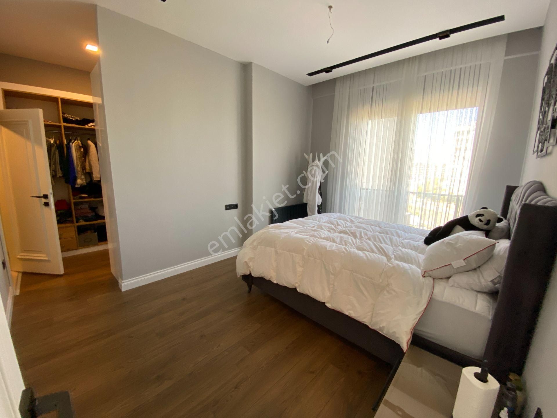 Antalya 'nın En Prestijli Sitesinde Full Manzaralı Arakat 3+1 - Görsel 16