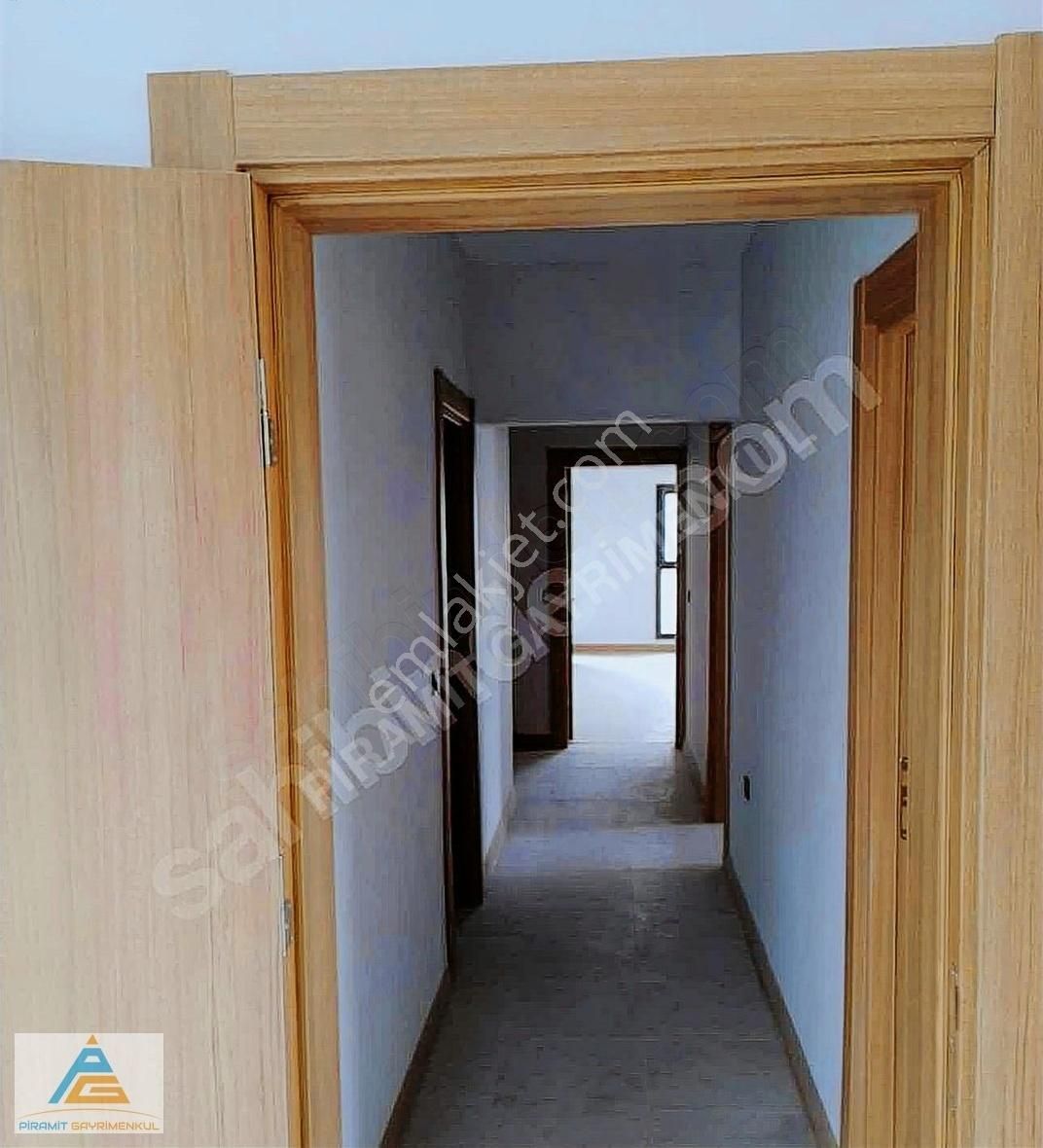 Başakşehir Kayabaşı Satılık Daire 26.bölge Arakat 2+1 Satılık Daire