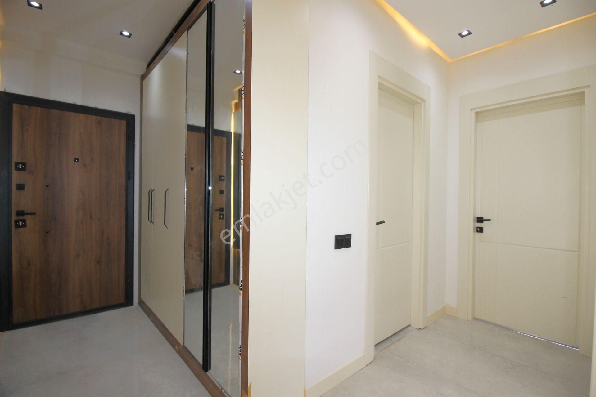 Retro’dan Kaliteli İşçiliği Ve Tasarımı İle Size Hitap Edecek 3+1 - Görsel 17