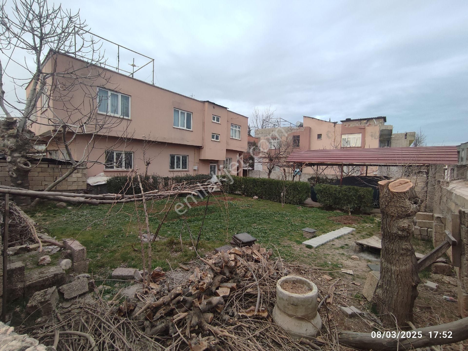 Adıyaman Merkez Malazgirt Satılık Müstakil Ev Malazgirt Mahallesi'nde Satılık Mustakil Ev