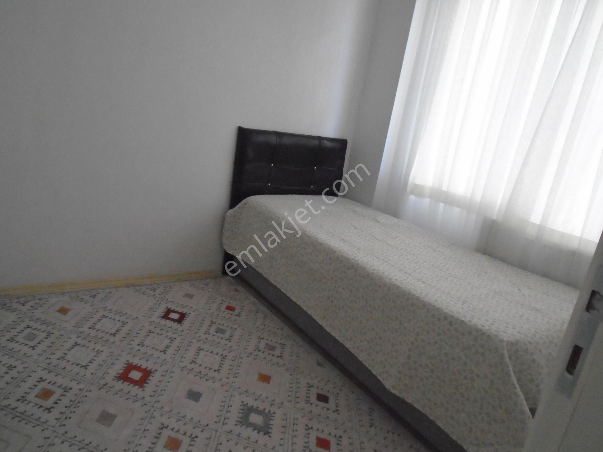 Pamukkale Zeytinköy Kiralık Daire Zeytinköy Mah.'nde 1+1,eşyalı,zemin Kat Apart