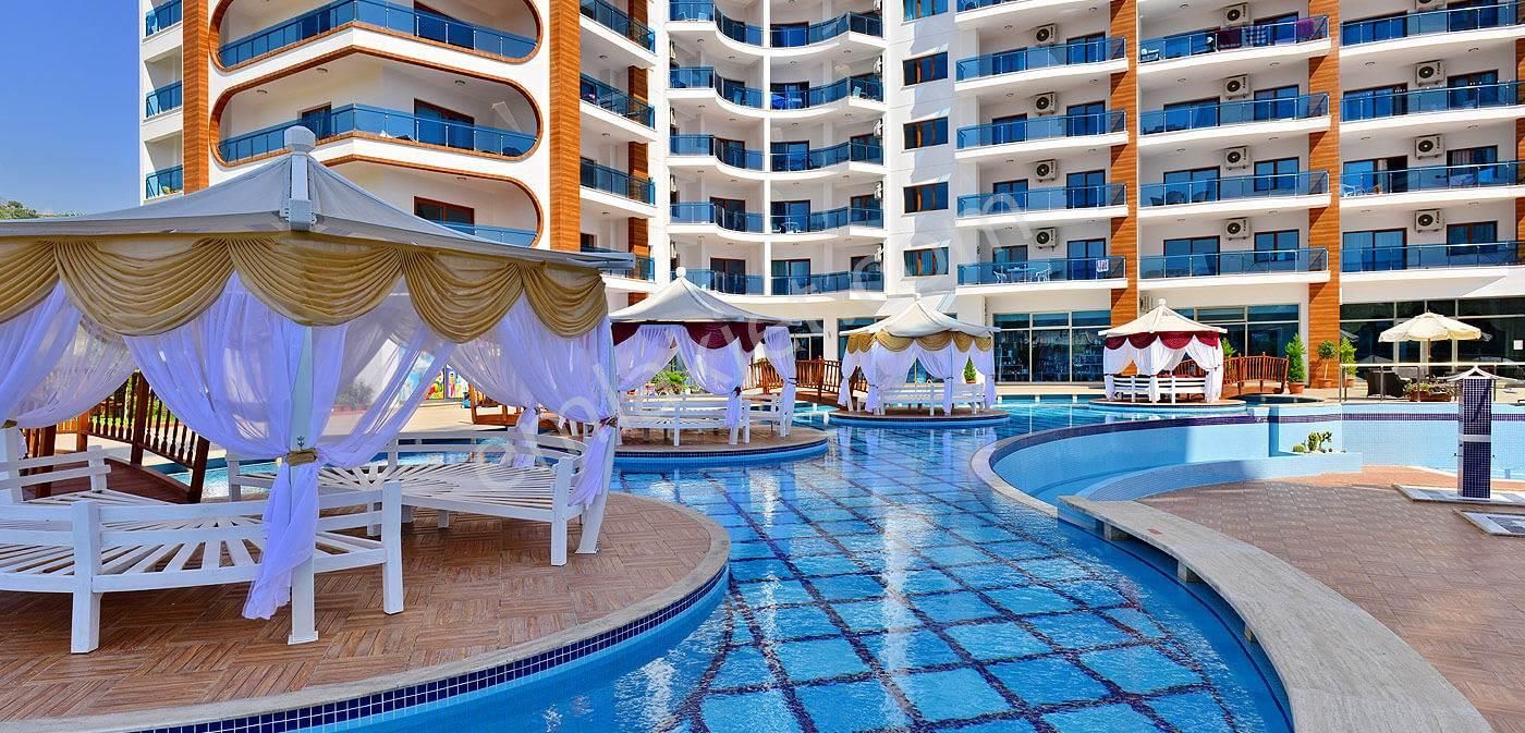 Alanya'da Otel Konseptli Azura Park'ta Eşsiz Manzaralı 1+1 Daire - Görsel 16