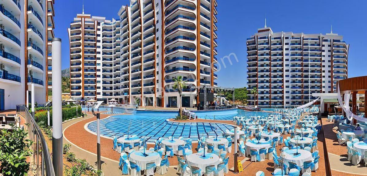 Alanya'da Otel Konseptli Azura Park'ta Eşsiz Manzaralı 1+1 Daire - Görsel 13