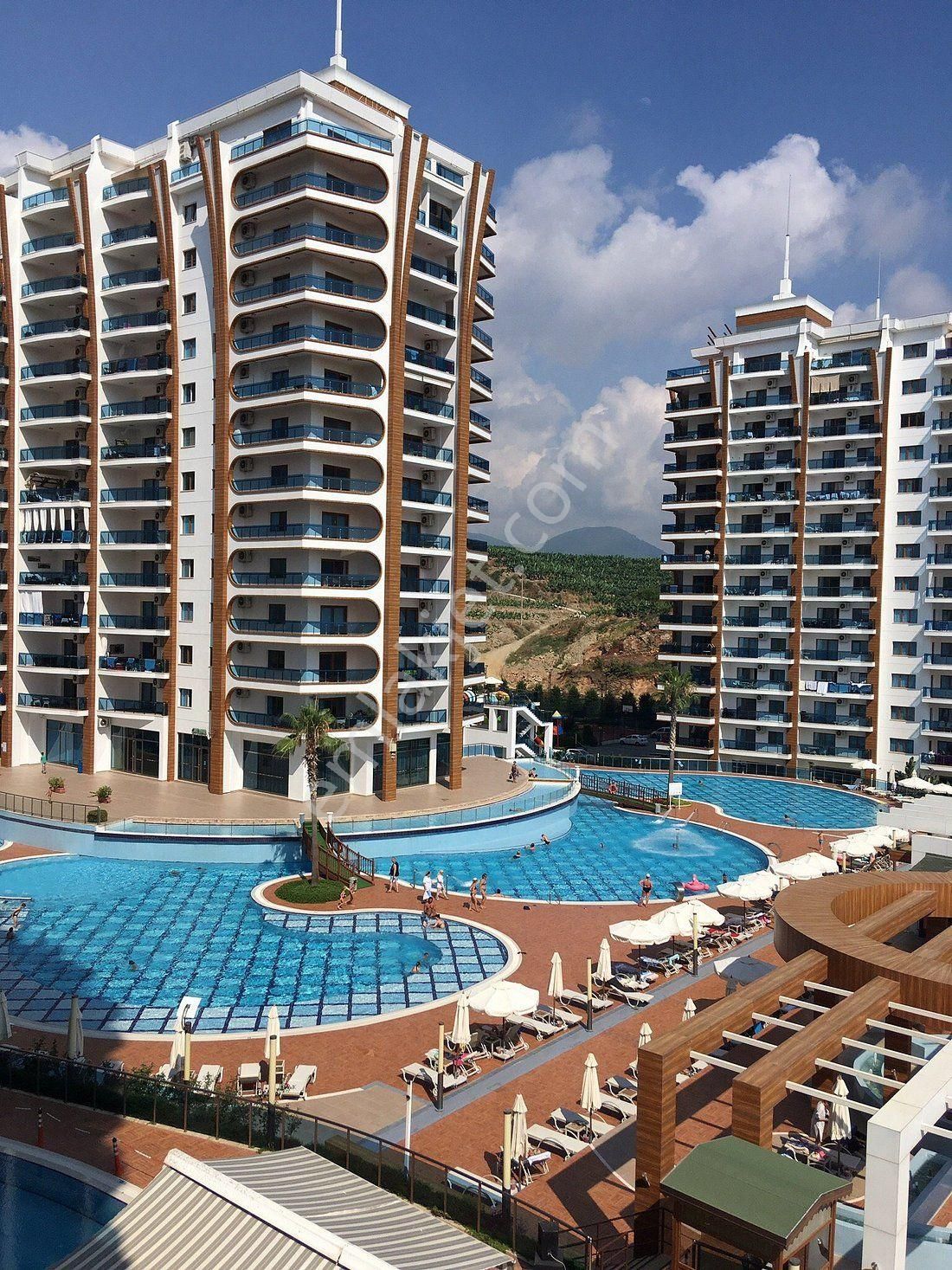 Alanya'da Otel Konseptli Azura Park'ta Eşsiz Manzaralı 1+1 Daire - Görsel 14