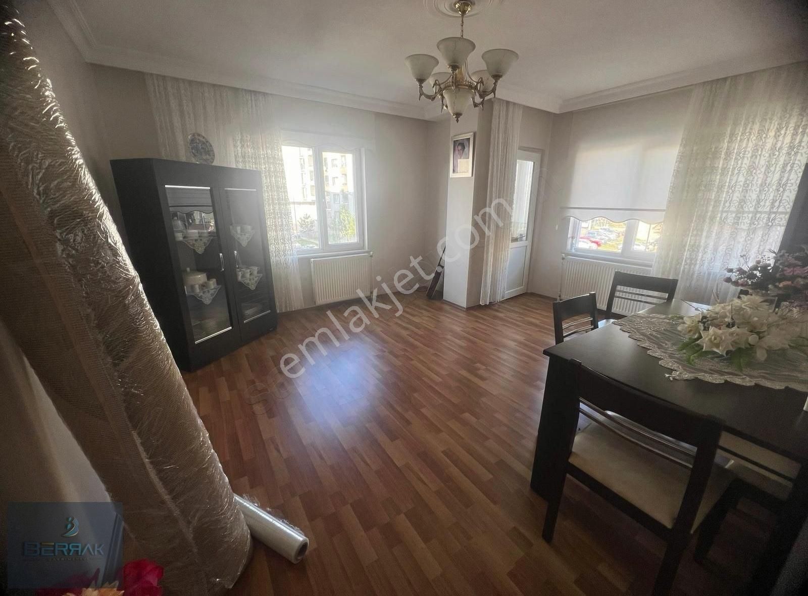 Çorlu Alipaşa Satılık Daire Alipaşa Mahallesinde 3+1 Masrafsız Satılık Daire