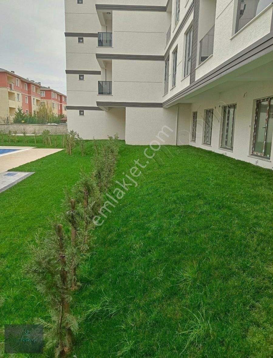 Çorlu Nusratiye Satılık Daire Nusratiye Mh.de Havuzlu Site İçi Satılık 1+1