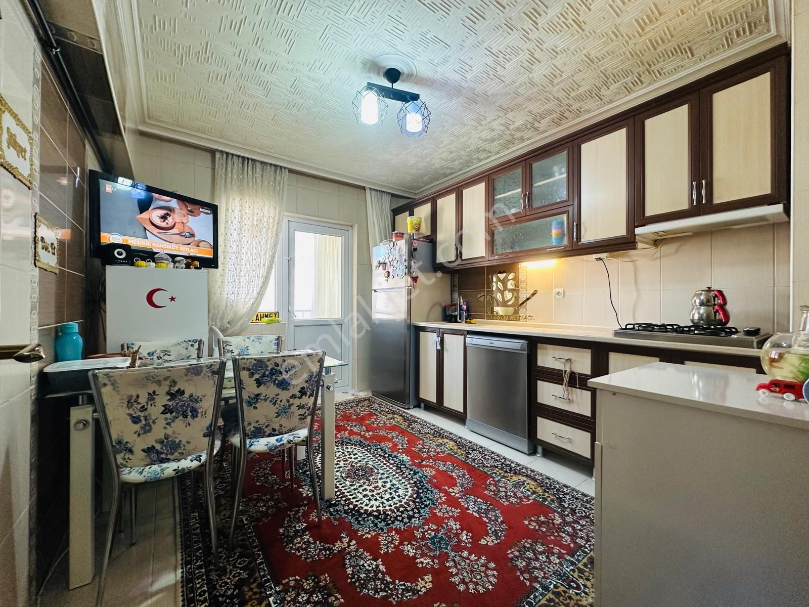 Pursaklar Fatih Satılık Daire Kalecik Emlak'tan Fatih Mah. 3+1 130 M² 3.kat Yapılı Masrafsız