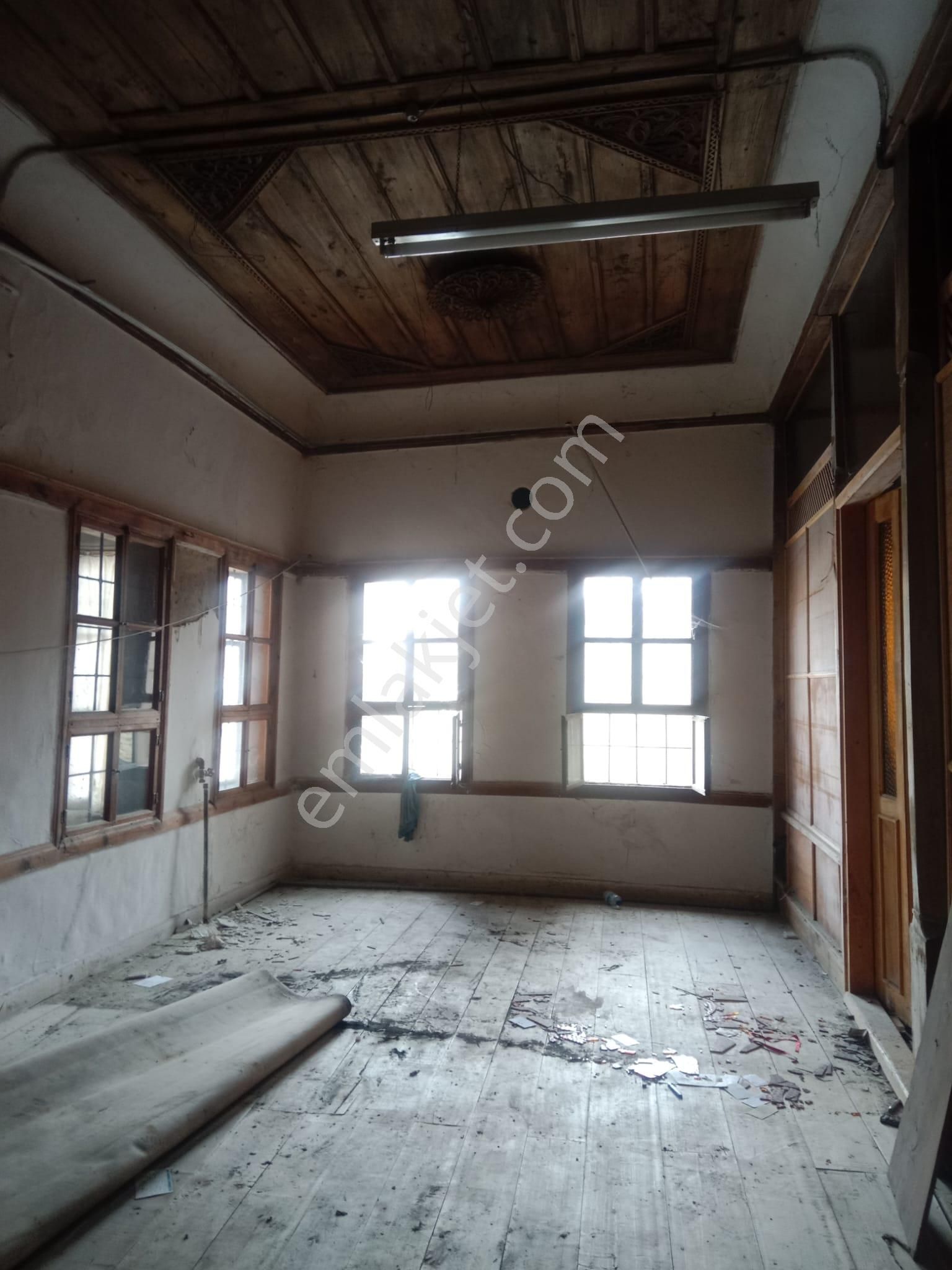 120 Yıllık Muradoğlu Konağını Satıyoruz - Görsel 12