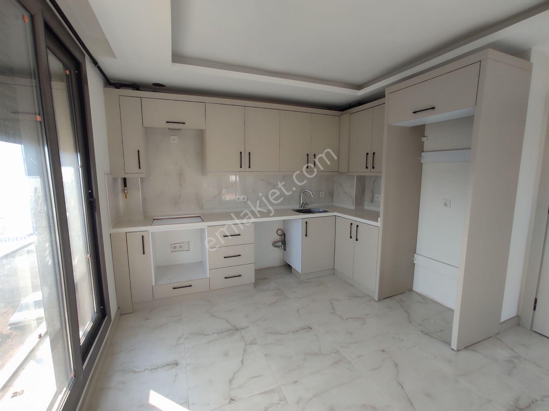 Döşemealtı Yeniköy Kiralık Daire Nuray Ayhan'dan Yeniköy Merkezde Kiralık 2+1 Daire