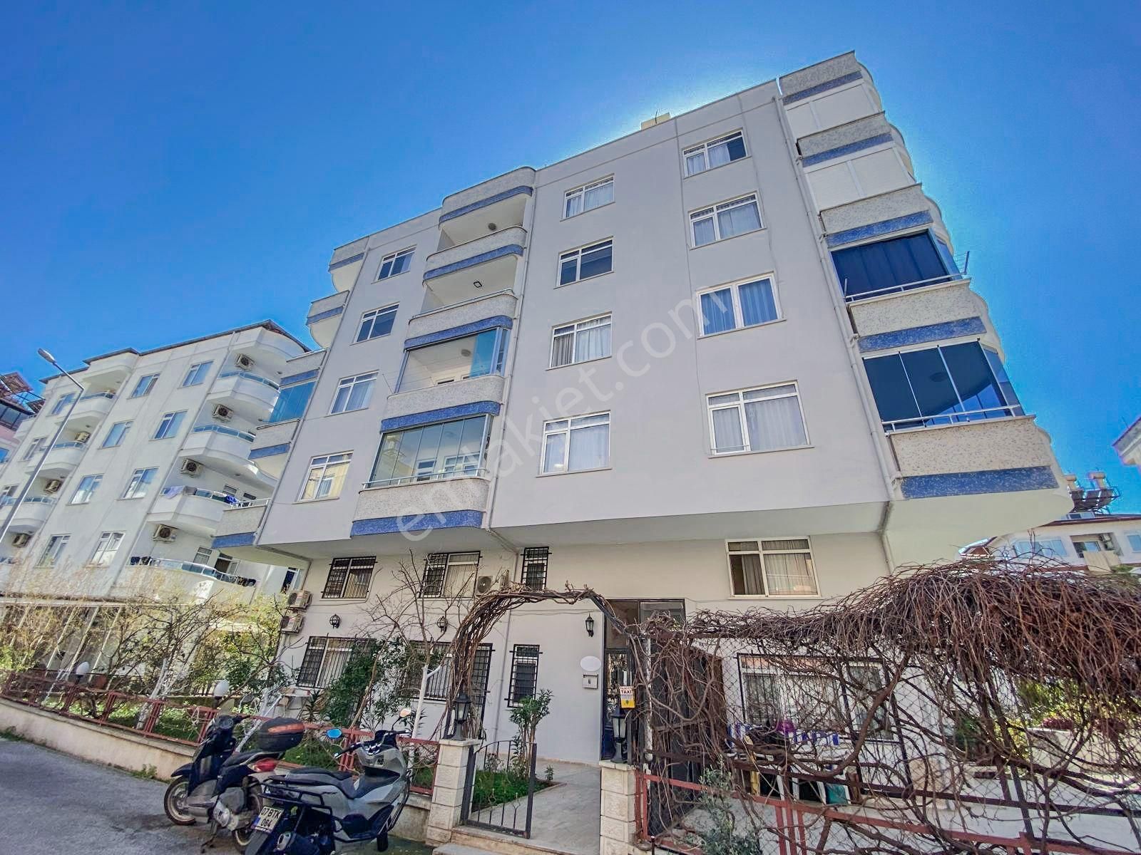 Alanya Güller Pınarı Satılık Daire Alanya Güller Pınarı Satılık 1+1 Daire