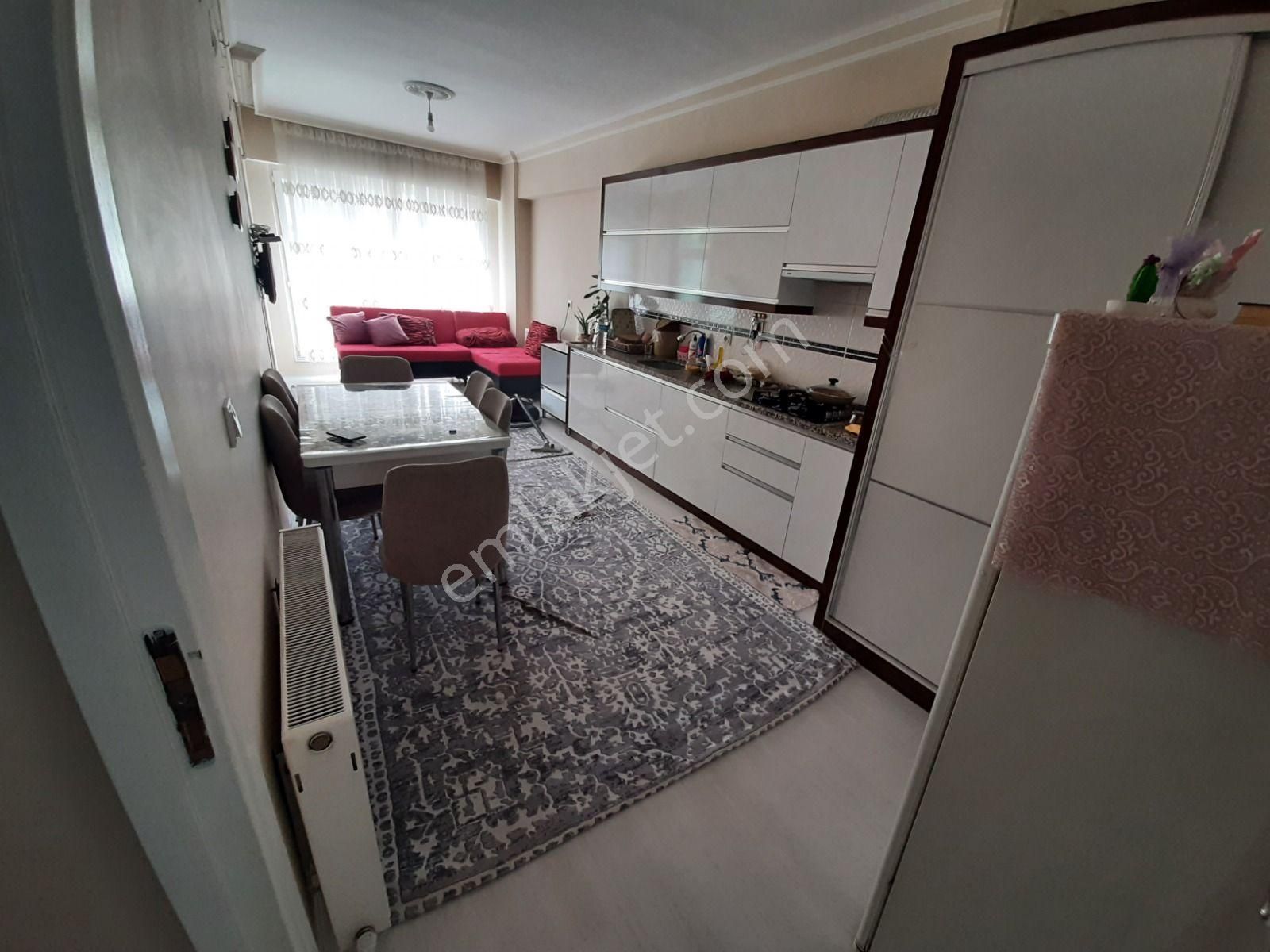 Çorum Merkez Kale Kiralık Daire Cengiz-yapı Çorum Askerlik Şubesi Civarında Kiralık Ara Kat 2+1 Daire