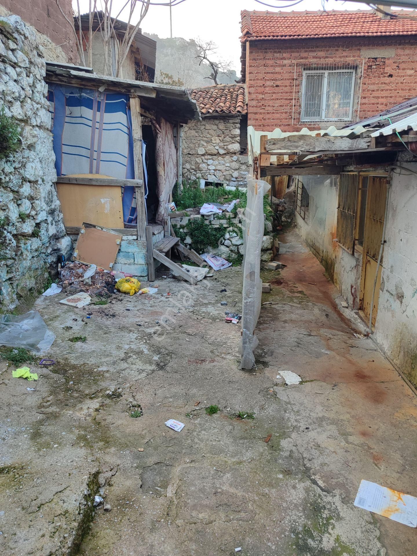 İzmir Kemalpaşa Merkezinde 150 Metrekare Müstakil Ev Acil Satılıktır - Görsel 9