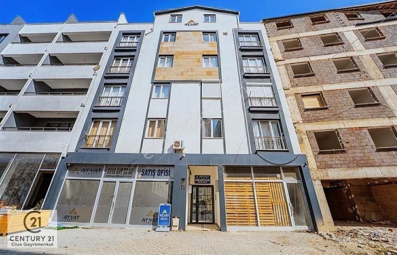 Gemlik Kumla Satılık Daire C21 Cius; Sıfır 2+1 Dubleks Denize 250 Metre Satılık Daire