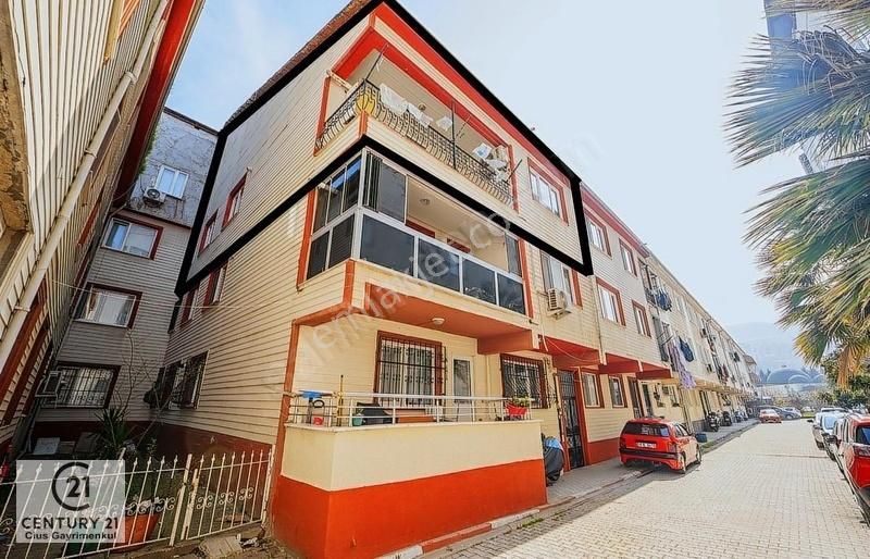 Gemlik Dr. Ziya Kaya Satılık Daire C21 Cius; Ilıca Cad. 4+1 Dublex 160m2