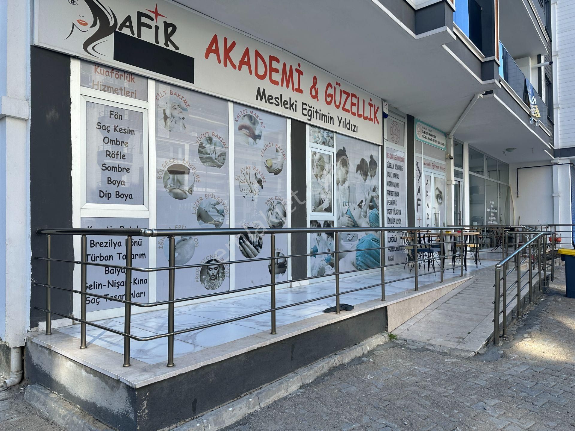 Edremit Kadıköy Devren Atölye Tek Yetkili Ayanoğlun'dan Kadıköy'de Kaçmaz İş Fırsatı Güzellik Salonu Ve Mesleki Eğitim Merkezi