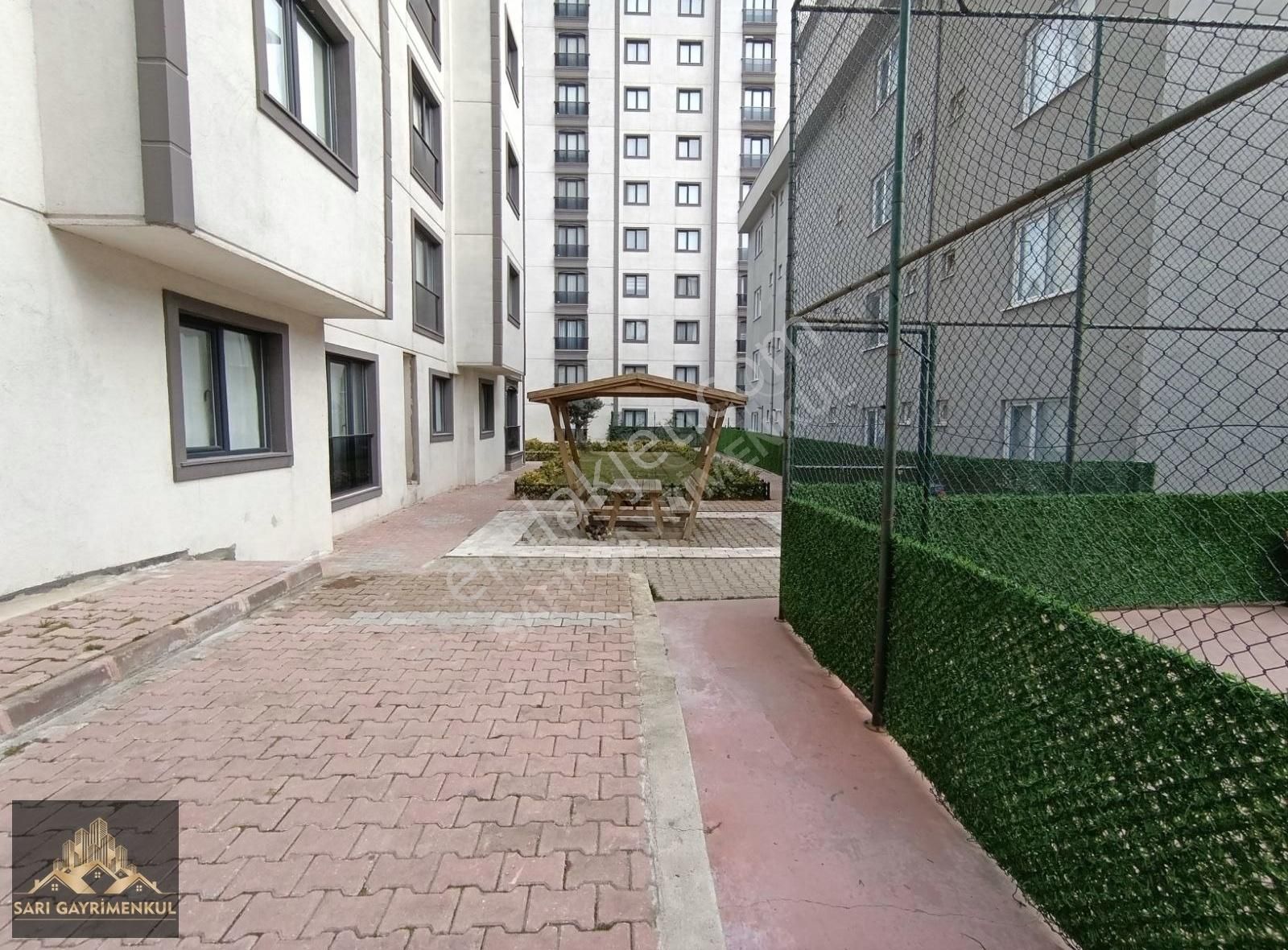 Bağcılar Güneşli Kiralık Daire Sarı Gayrimenkul Den Kiralık 14. Kat 2+1 Daire