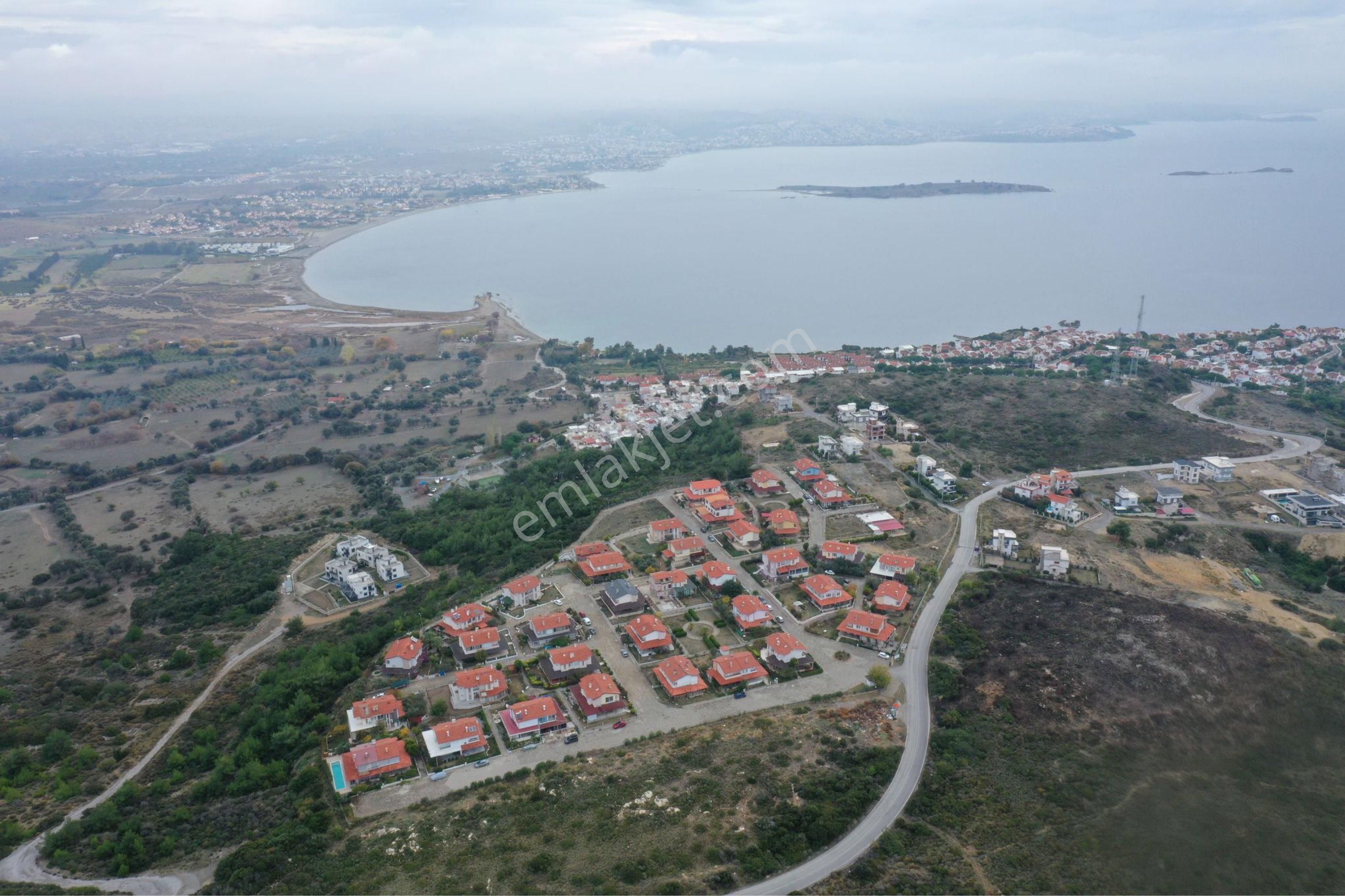 Sığacık Teos Site İçerisinde 3+1 Manzaralı Ve Tadilatlı Fırsat Satılık Villa - Görsel 10