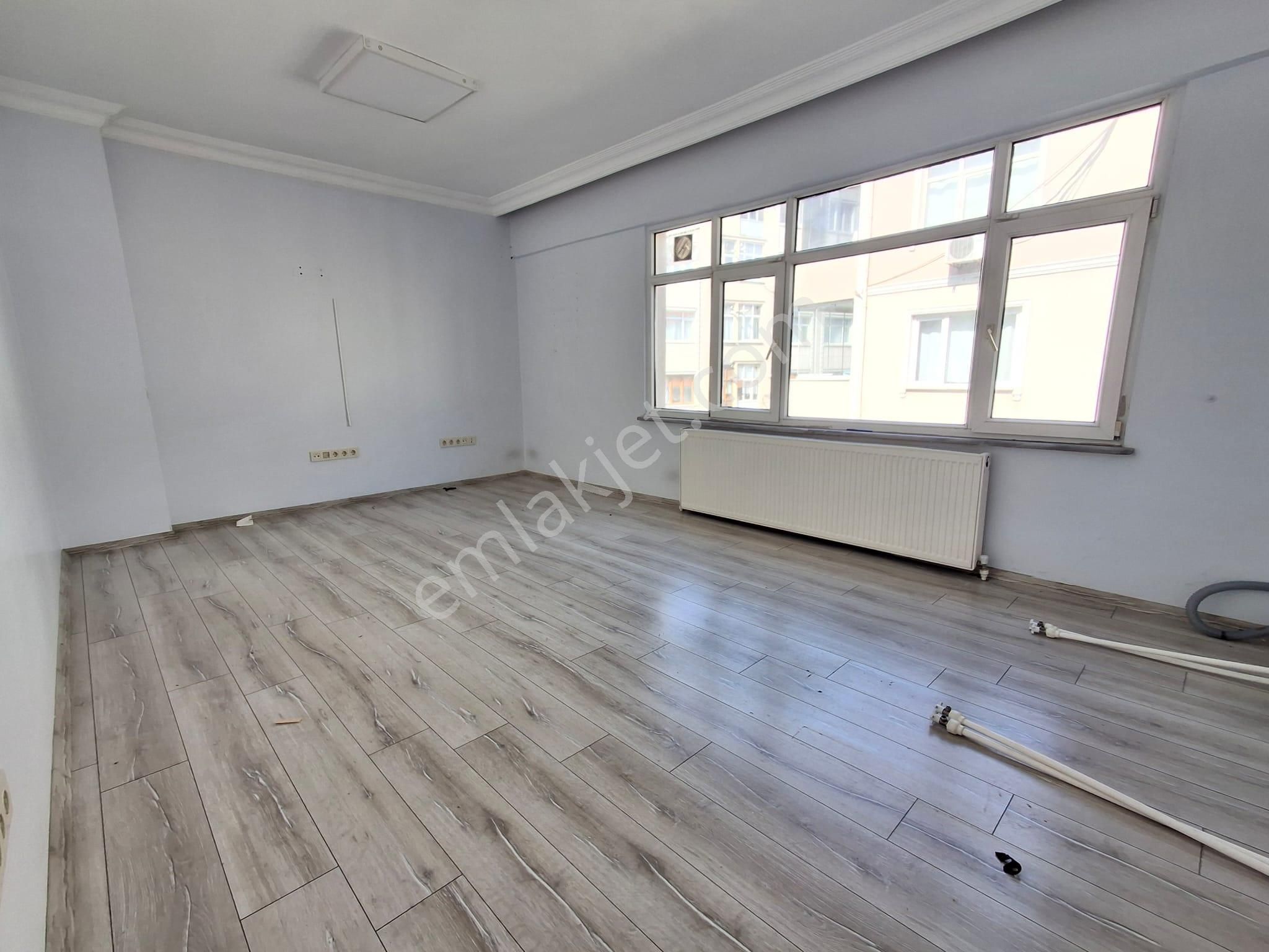 Küçükçekmece Tevfik Bey Kiralık Daire Loft'tan Sefaköy Tam Merkezde Kıralık 3+1 125m2 Daire