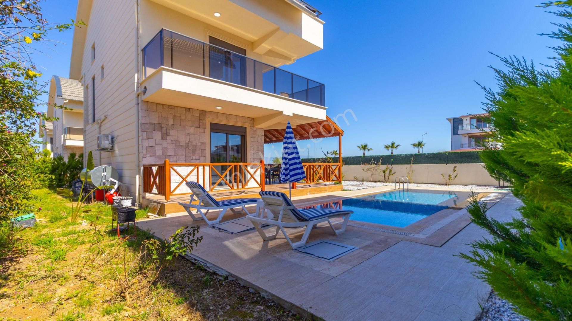 Günlük Kiralık Havuzlu Lüks Villa - Görsel 2