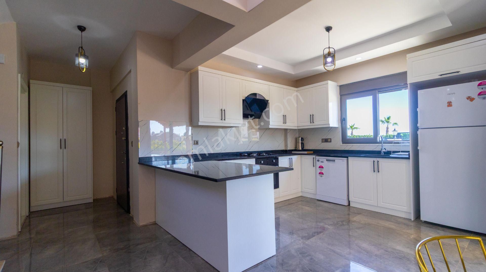 Günlük Kiralık Havuzlu Lüks Villa - Görsel 25