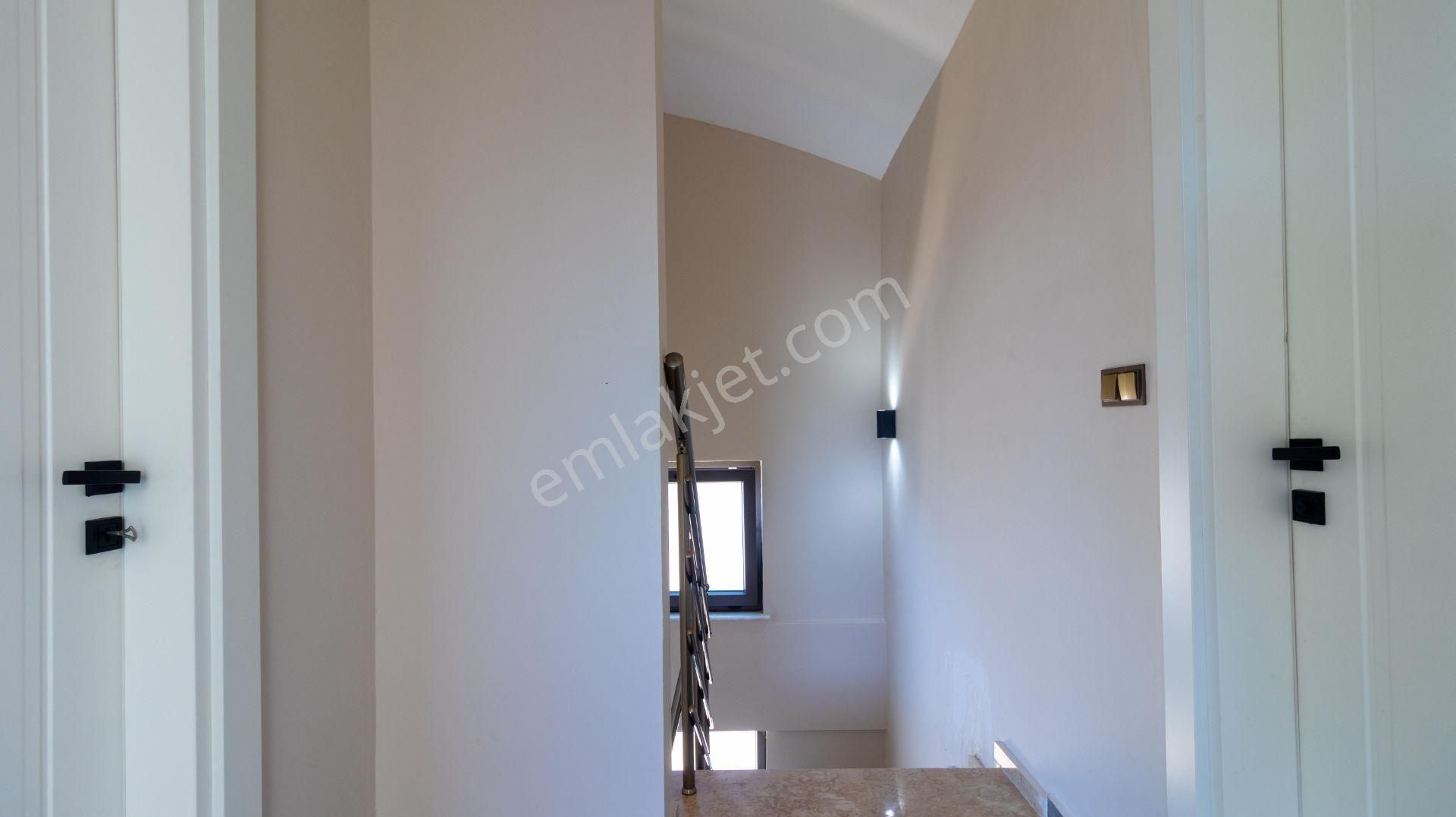 Günlük Kiralık Havuzlu Lüks Villa - Görsel 32