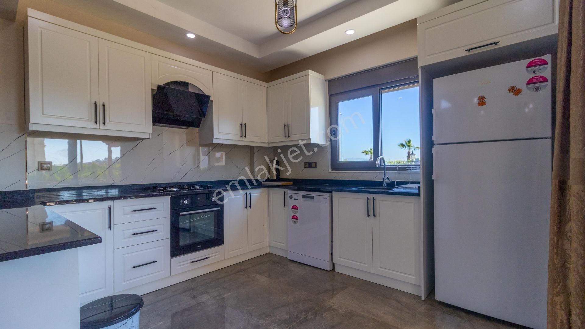 Günlük Kiralık Havuzlu Lüks Villa - Görsel 26