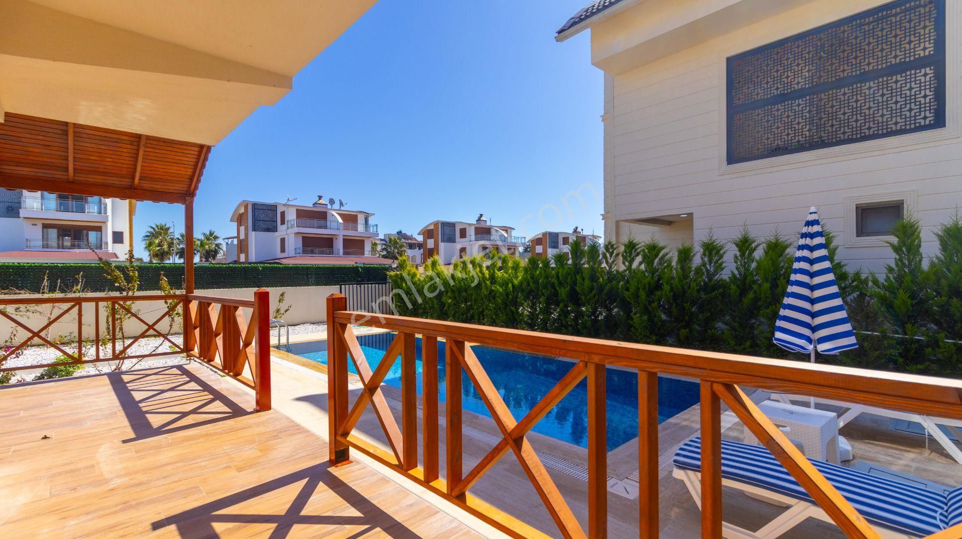 Günlük Kiralık Havuzlu Lüks Villa - Görsel 4