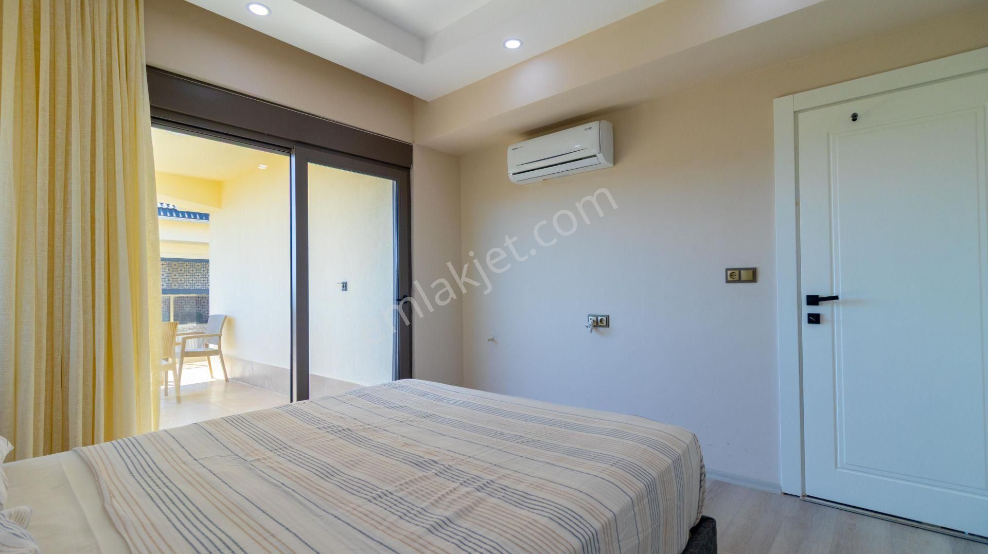 Günlük Kiralık Havuzlu Lüks Villa - Görsel 19