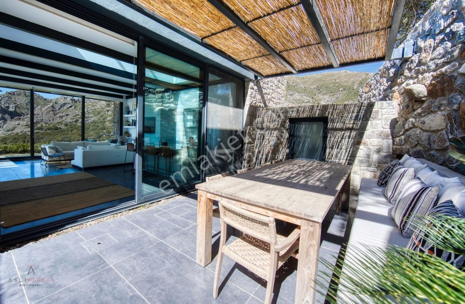 Gümüşlük Karakaya'da Etkileyici Modern Taş Villa - Görsel 6