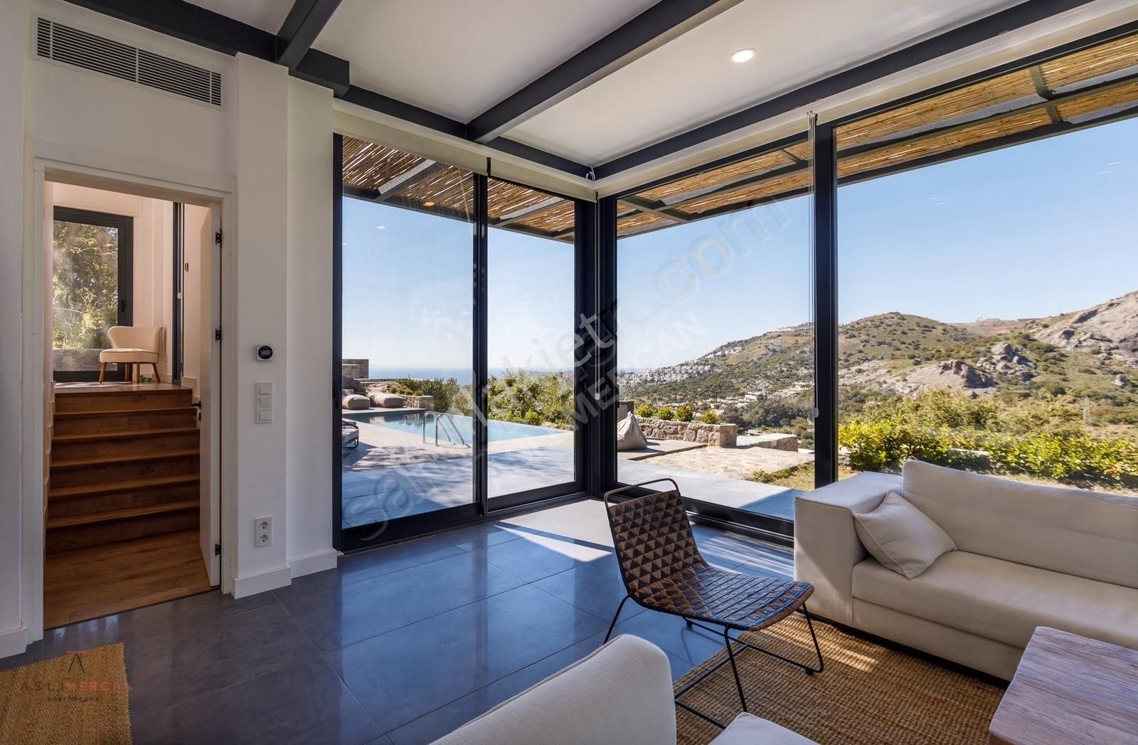 Gümüşlük Karakaya'da Etkileyici Modern Taş Villa - Görsel 3