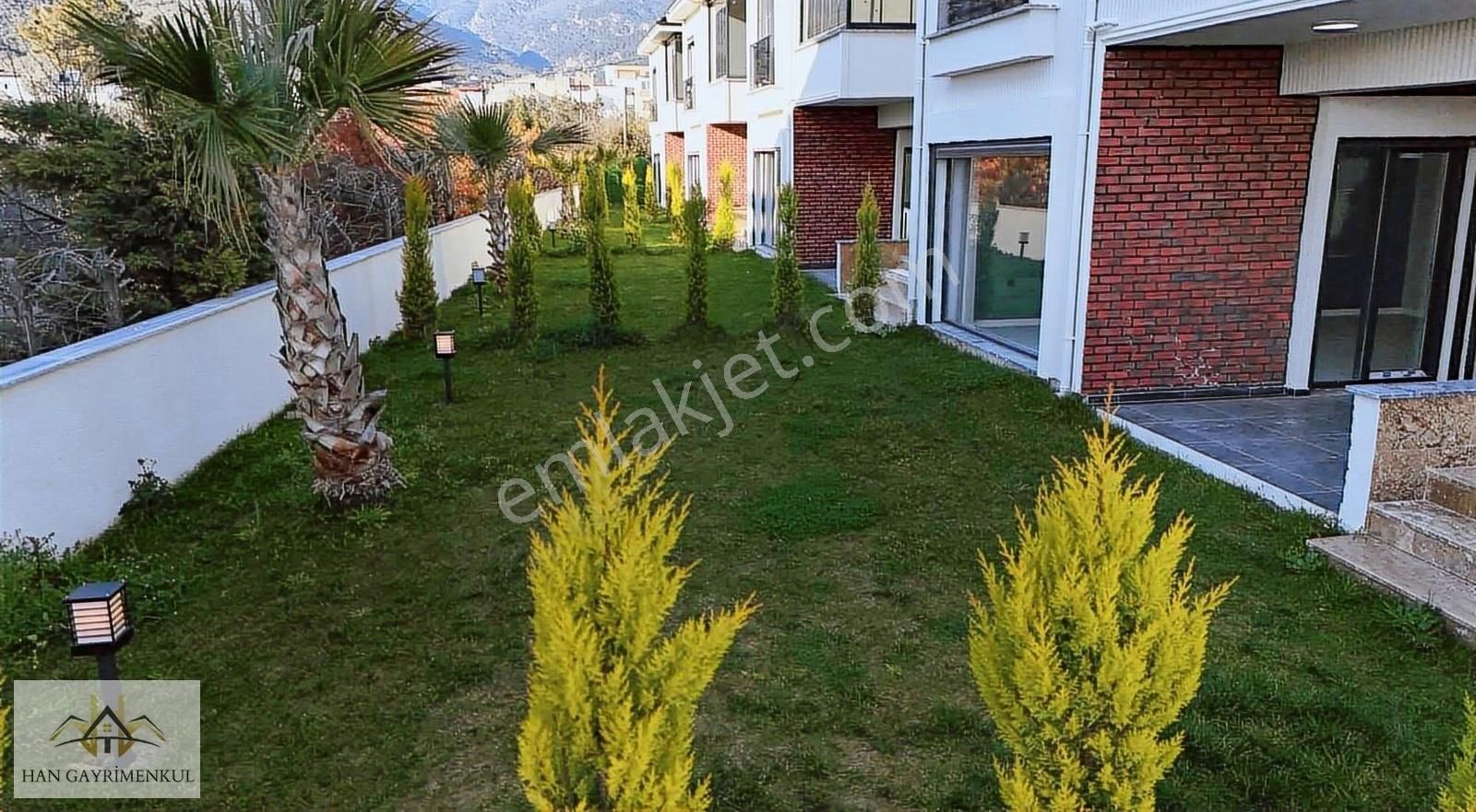 Edremit Kızılkeçili Satılık Villa Han'dan Hayalleri Süsleyen Müstakil Havuzlu 4+1 Ultra Lux Villa