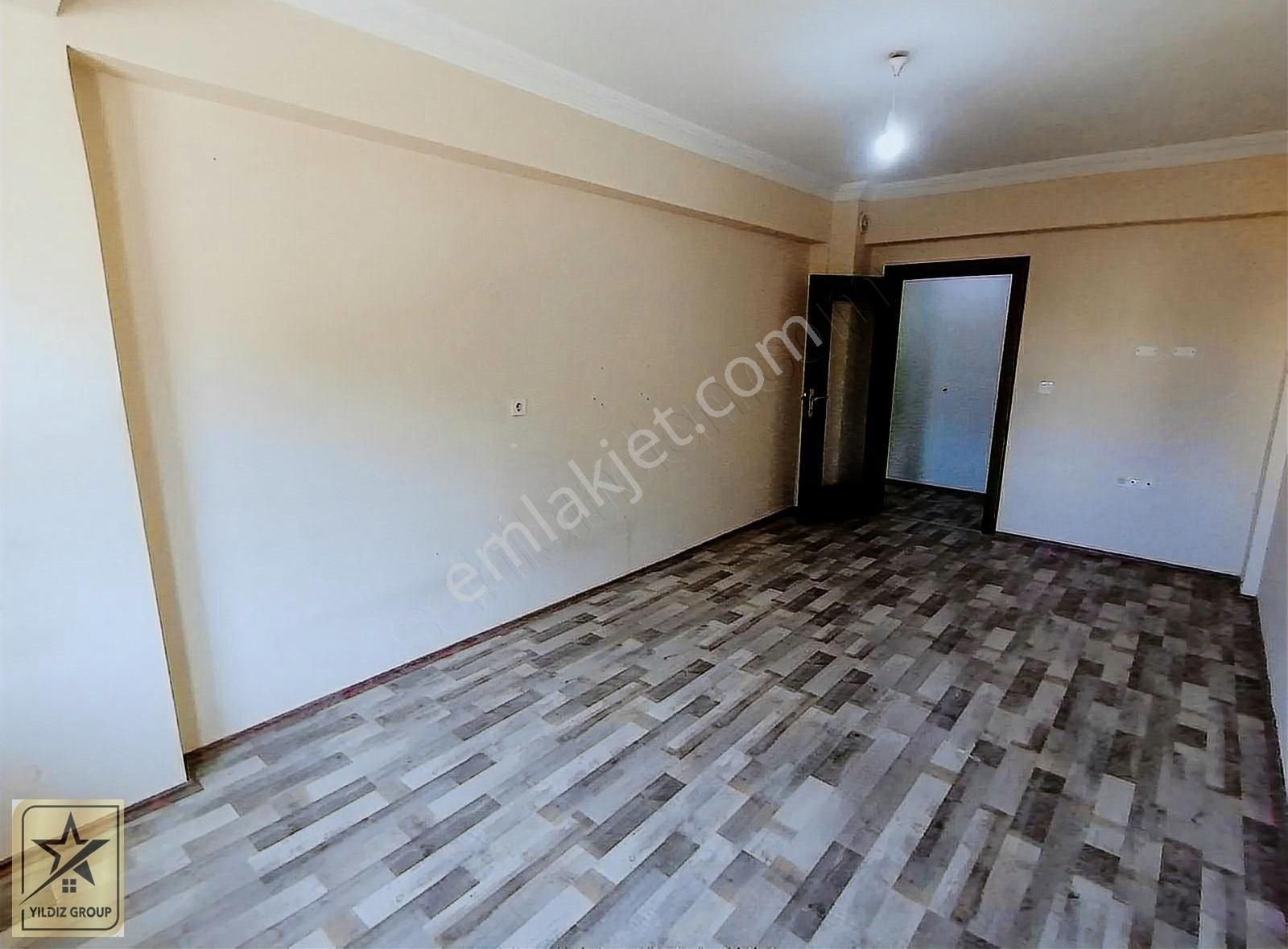 Kütahya Merkez İstiklal Kiralık Daire Yıldız Grouptan Hastahaneye Yakın 2+1 Daire