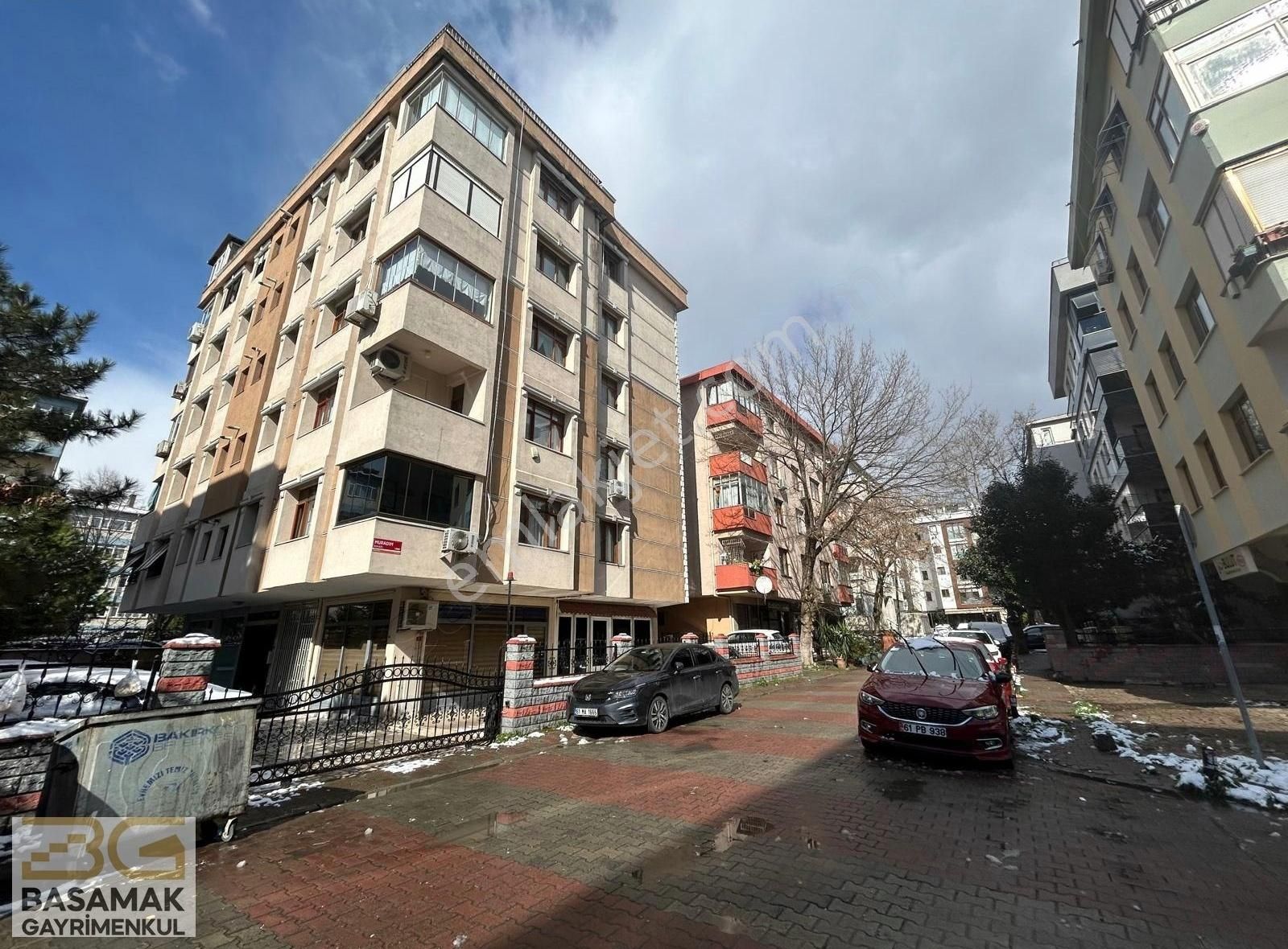 Bakırköy Kartaltepe Satılık Daire Bakırköy Kartaltepe'de Yatırımlık 3+1 Satılık Daire