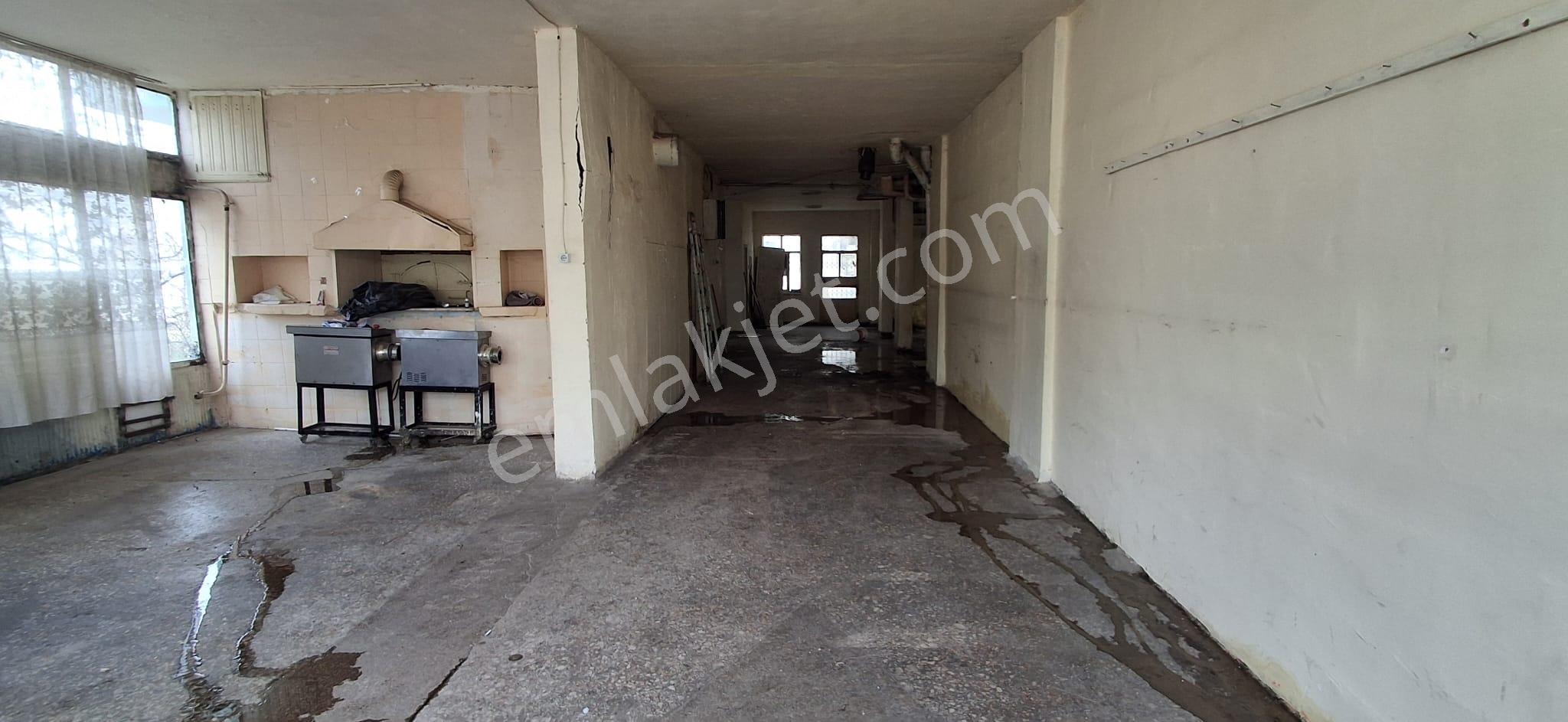 Aksaray Pınar Mahallesi'nde Ana Caddede Kiralık 80 M² Dükkan - Görsel 12