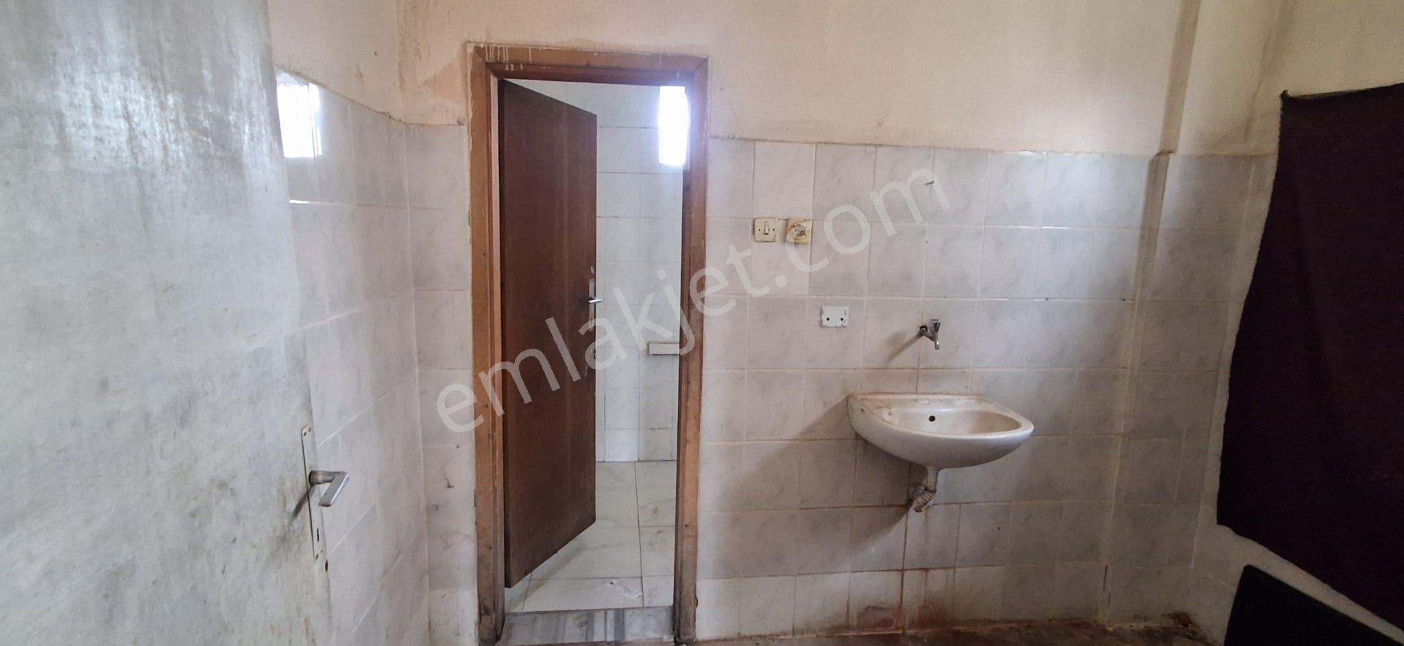 Aksaray Pınar Mahallesi'nde Ana Caddede Kiralık 80 M² Dükkan - Görsel 16