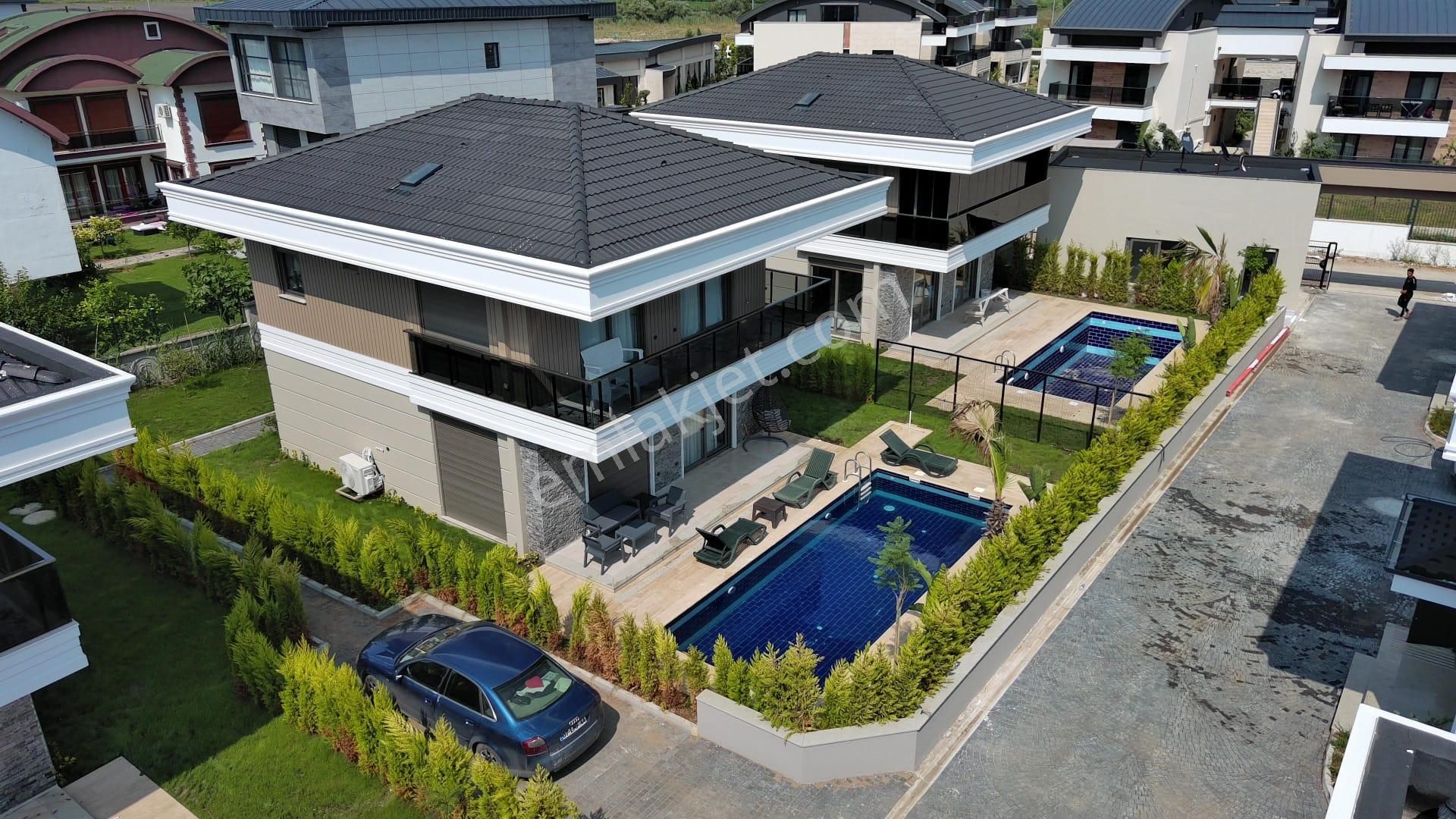 Günlük Kiralık Lüks Havuzlu Villa - Görsel 13