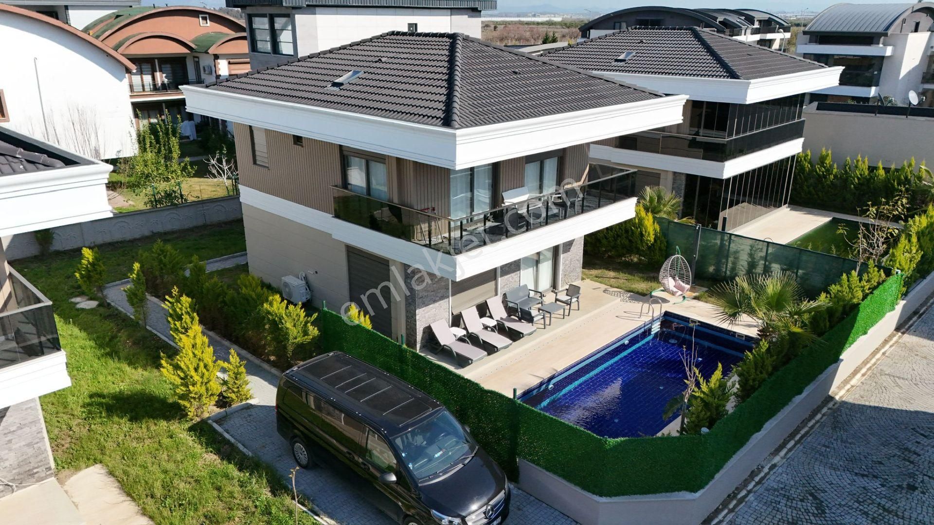 Günlük Kiralık Lüks Havuzlu Villa - Görsel 17