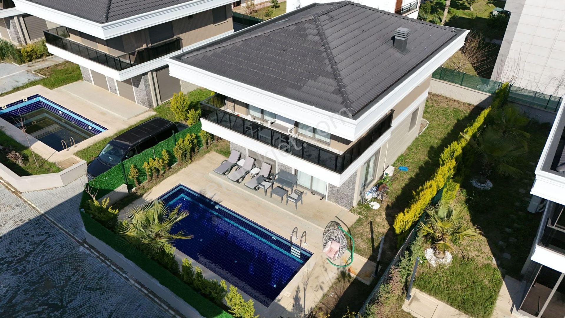 Günlük Kiralık Lüks Havuzlu Villa - Görsel 15