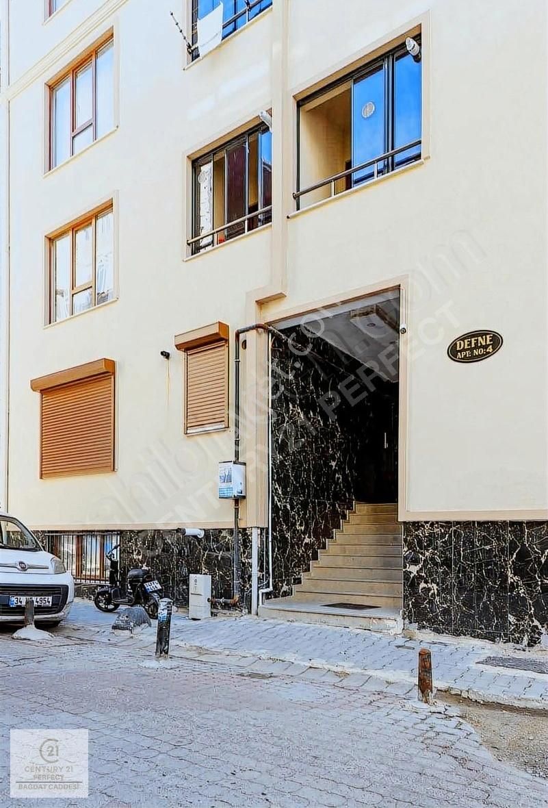 Bakırköy Cevizlik Satılık Daire Century21 Perfect'ten Satılık 2+1 Boş Daire