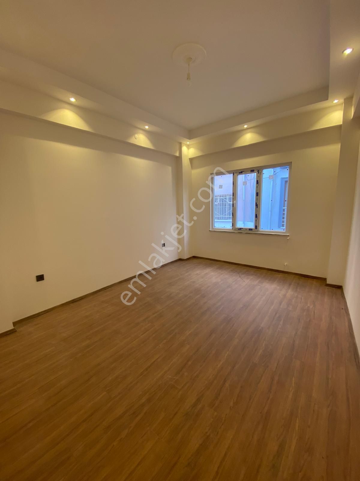 Küçükkuyu'da Satılık 3+1 Açık Mutfak Sıfır Lüks Daire - Görsel 13