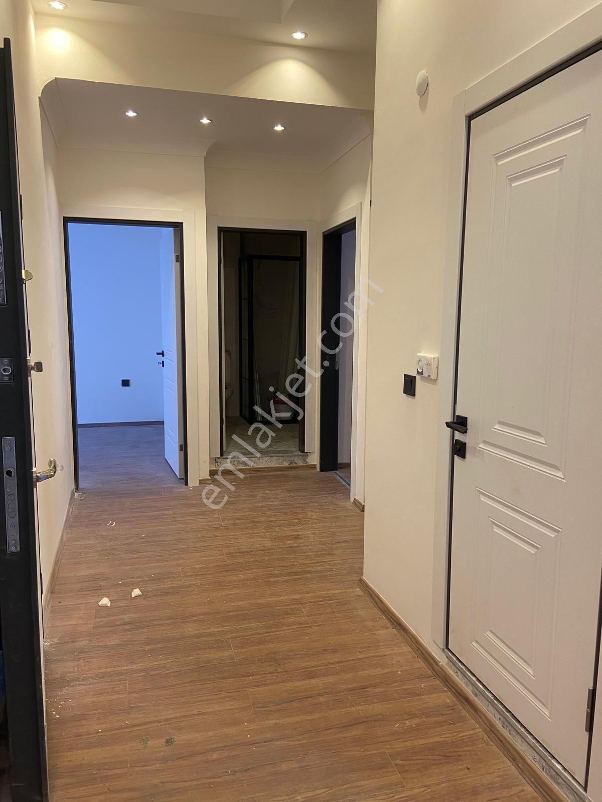 Küçükkuyu'da Satılık 3+1 Açık Mutfak Sıfır Lüks Daire - Görsel 2