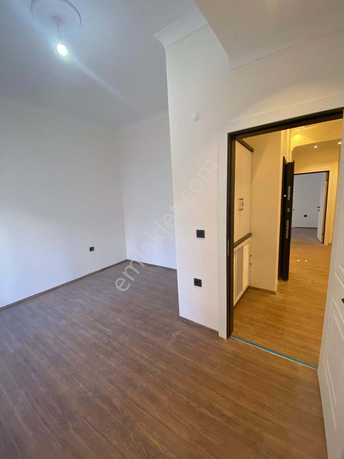 Küçükkuyu'da Satılık 3+1 Açık Mutfak Sıfır Lüks Daire - Görsel 11