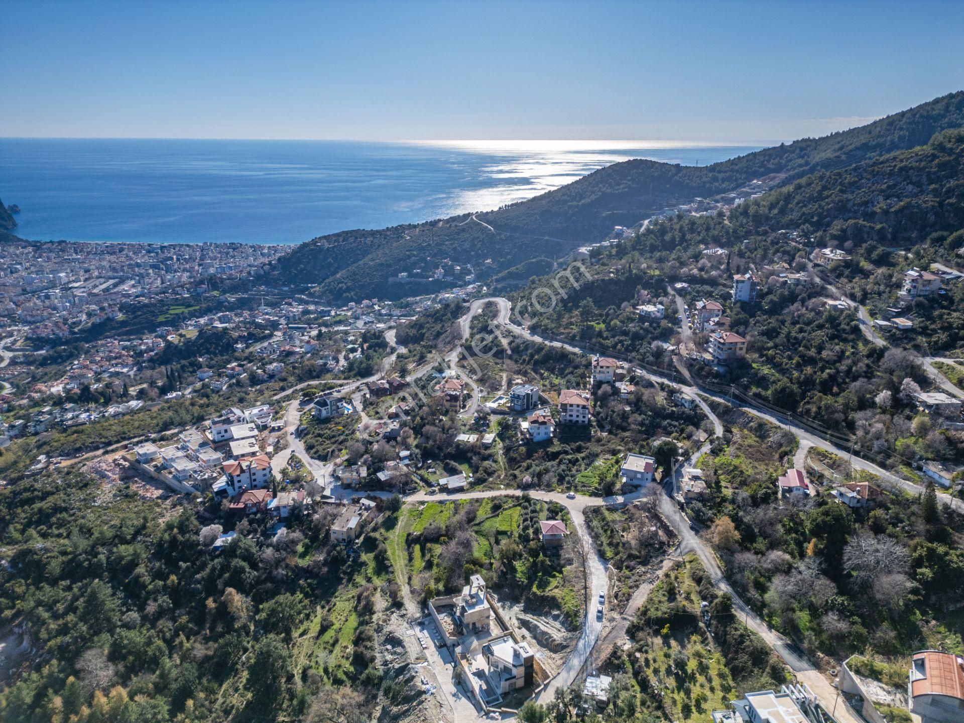 Alanya Tepe Satılık Tarla Alanya Tepe Mah İmarlı 1400 Mt2 Arsa Deniz Manzaralı