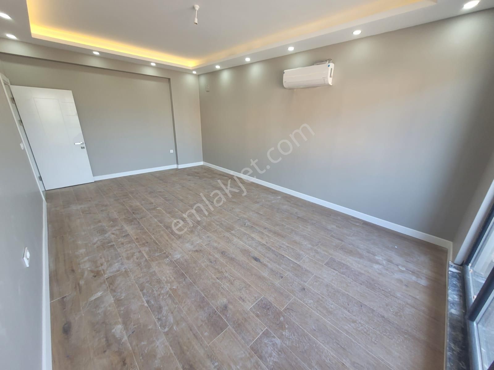 Delux'den Atatürk Mah.'de Merkezi Konumda Önü Açık Sıfır Lux 2+1 - Görsel 7