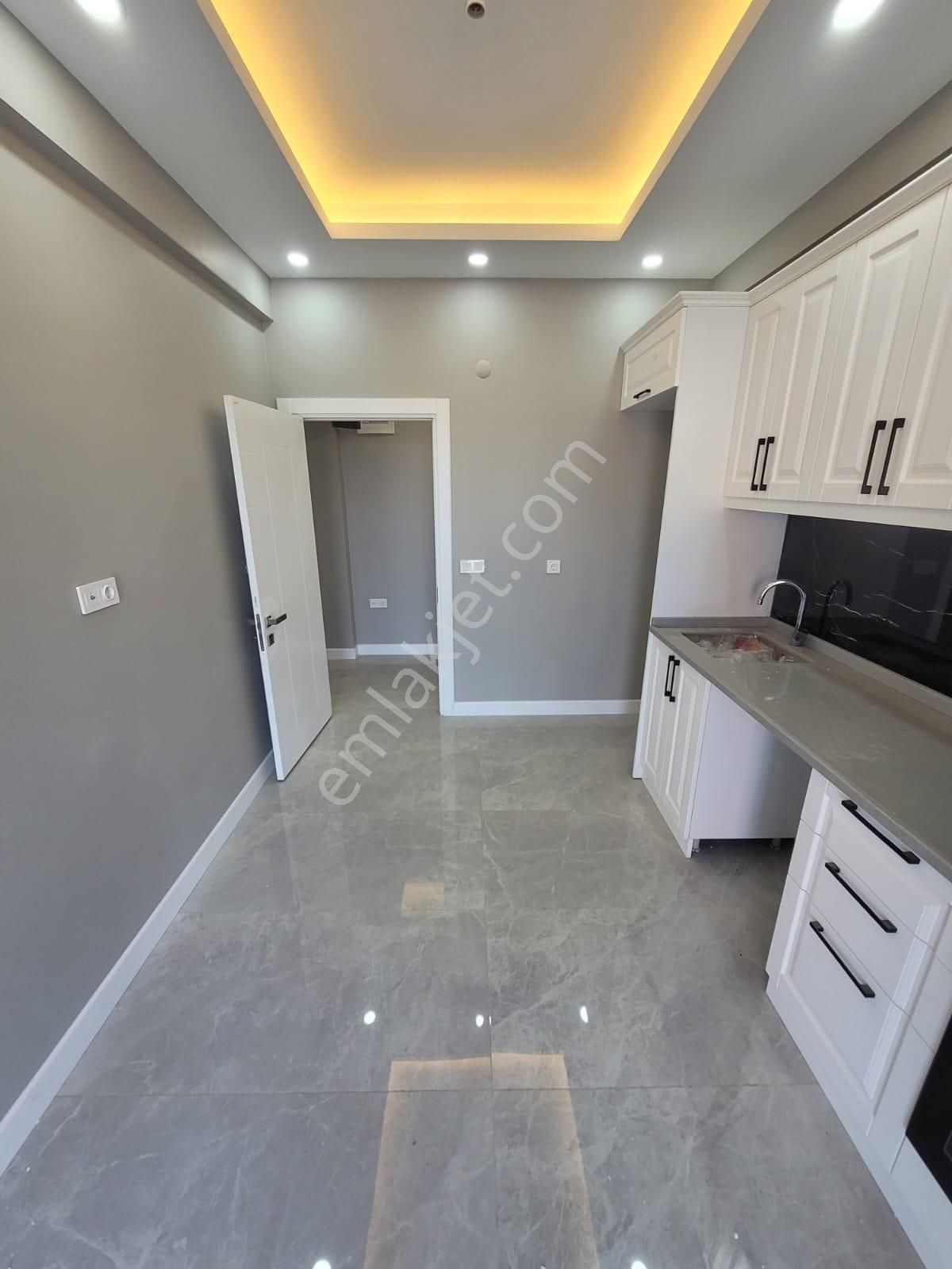 Delux'den Atatürk Mah.'de Merkezi Konumda Önü Açık Sıfır Lux 2+1 - Görsel 9