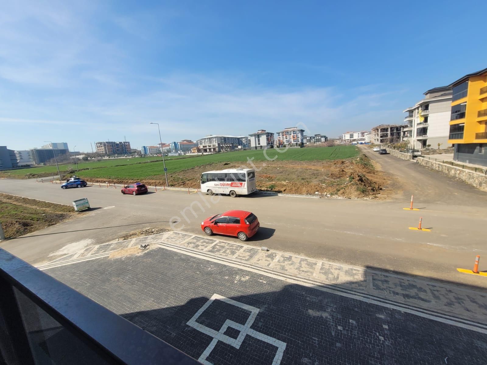 Delux'den Atatürk Mah.'de Merkezi Konumda Önü Açık Sıfır Lux 2+1 - Görsel 24